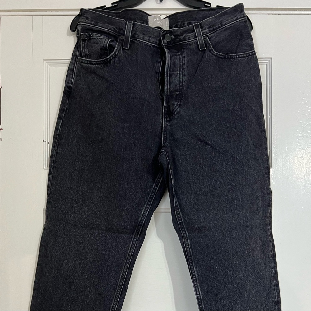 Everlane 90’s cheeky straight jean
